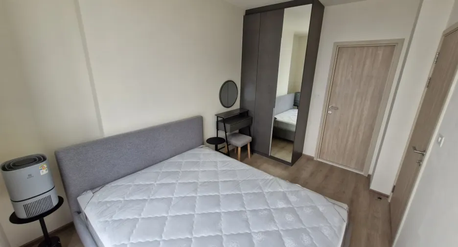 For rent 1 bed condo in Huai Khwang, Bangkok