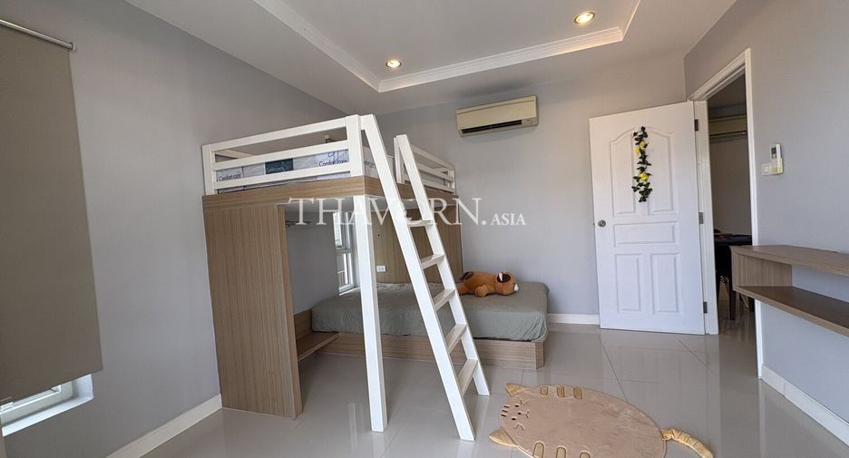 For sale 2 bedrooms condo in Pratumnak, Pattaya