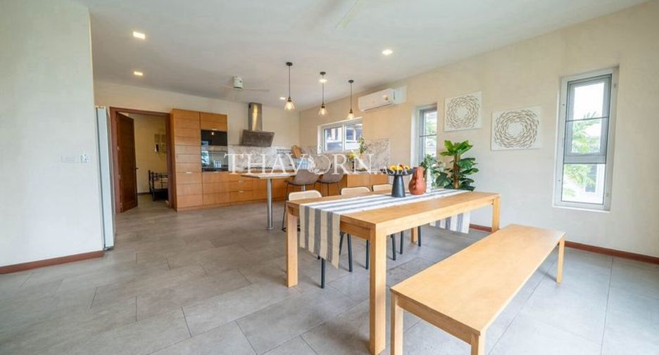 Haus zum Kauf mit 5 Zimmer in East Pattaya, Pattaya