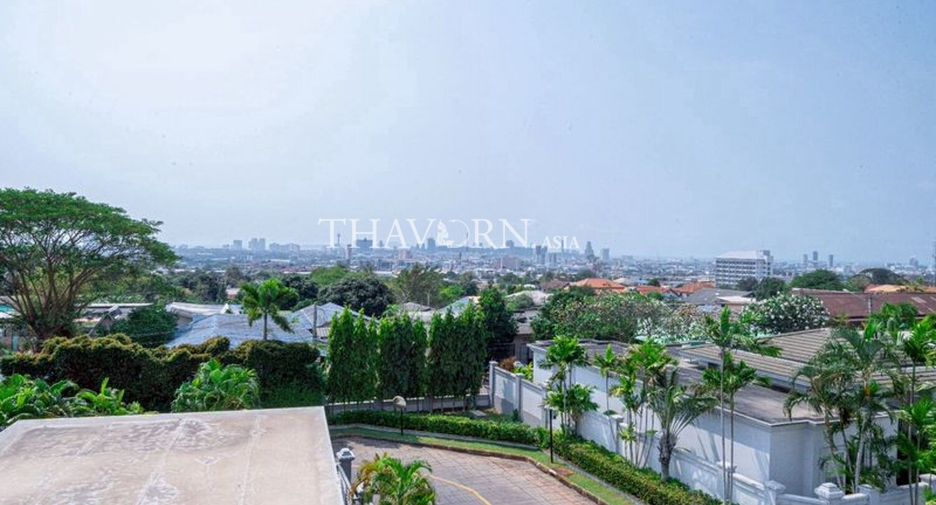Haus zum Kauf mit 5 Zimmer in East Pattaya, Pattaya