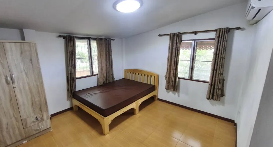 For rent 3 bedrooms house in Mueang Chiang Mai, Chiang Mai