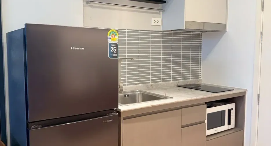 For rent 1 bed condo in Watthana, Bangkok
