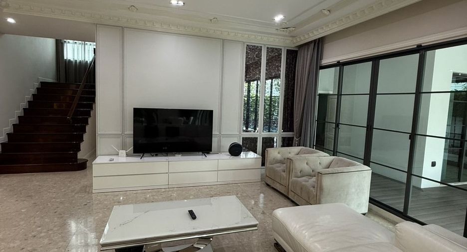 For rent 6 bedrooms house in Mueang Samut Prakan, Samut Prakan