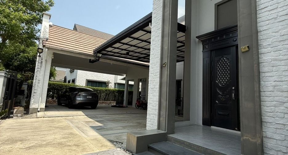 For rent 6 bedrooms house in Mueang Samut Prakan, Samut Prakan