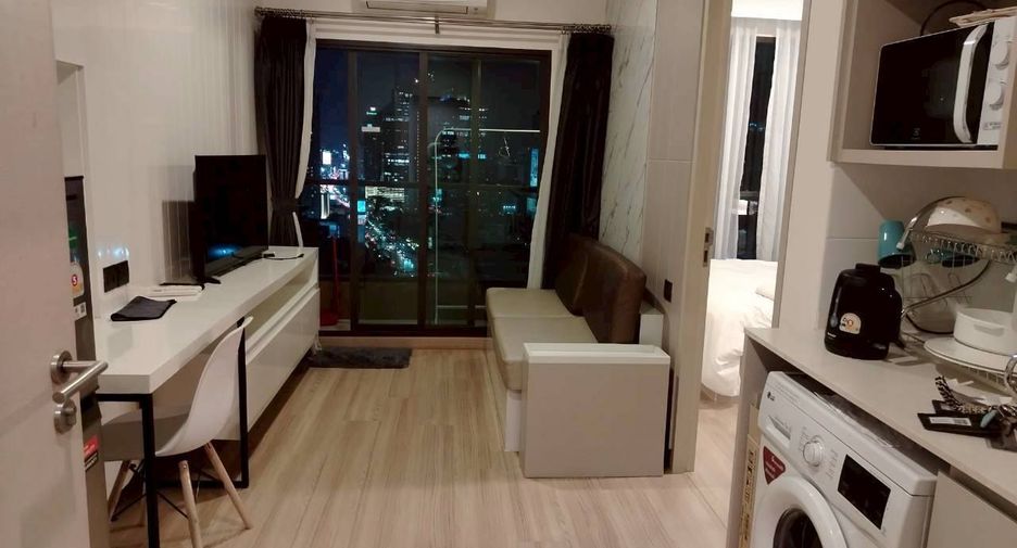 Wohnung zur Miete mit 1 Zimmer in Watthana, Bangkok