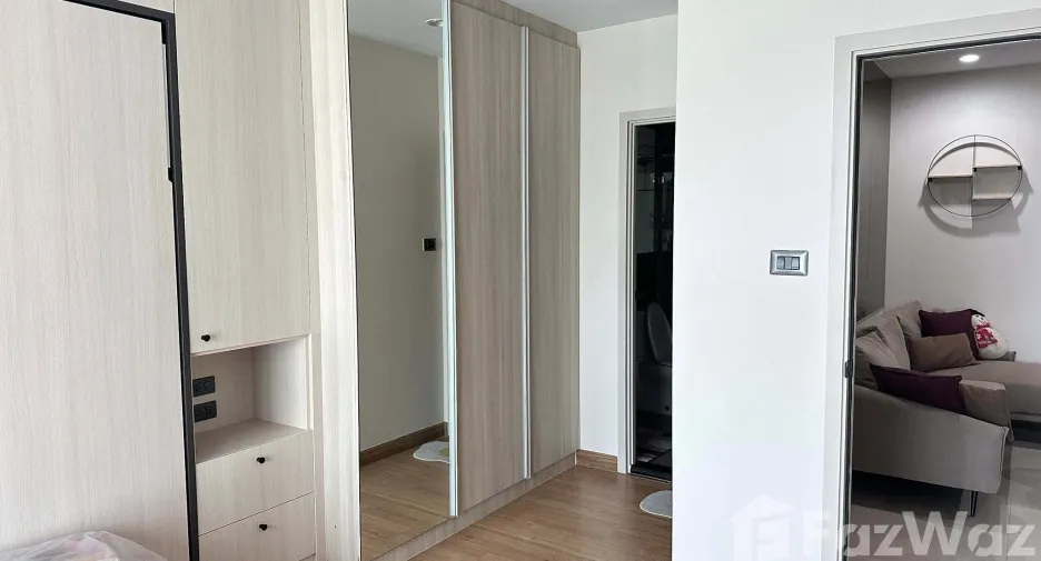 For rent 1 bed condo in Huai Khwang, Bangkok