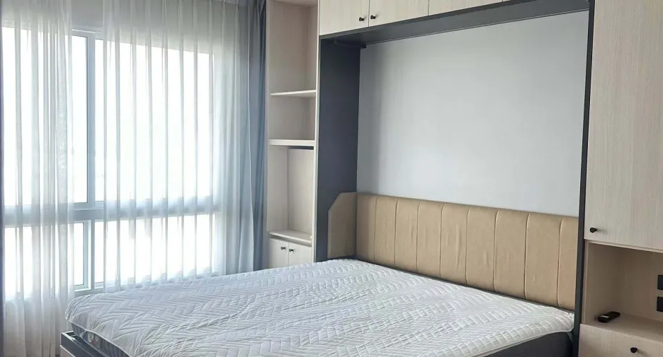 For rent 1 bed condo in Huai Khwang, Bangkok
