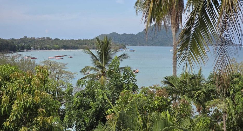 Villa zur Miete mit 5 Zimmer in Mueang Phuket, Phuket