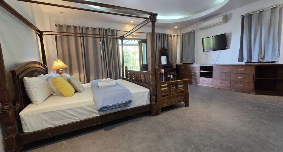Villa zur Miete mit 5 Zimmer in Mueang Phuket, Phuket