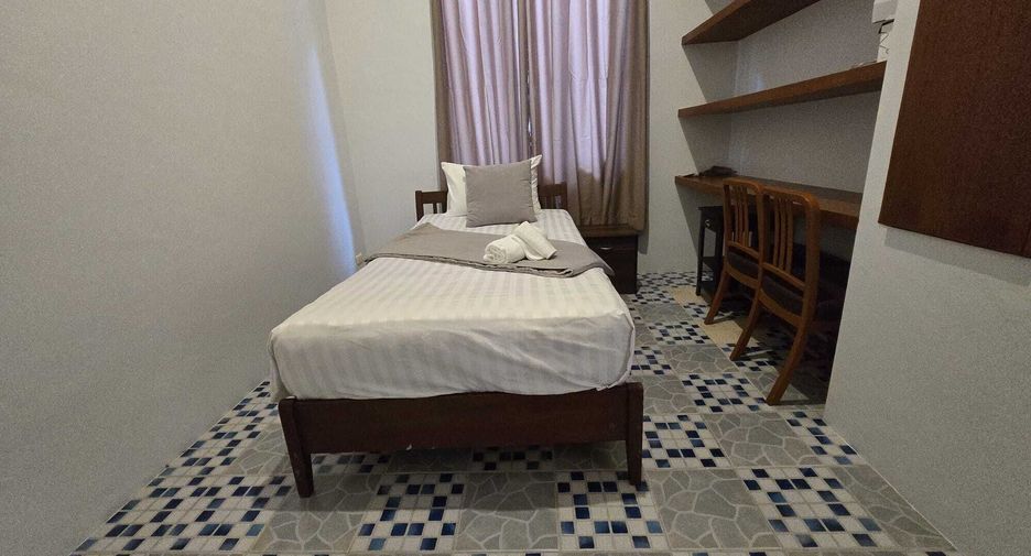 Villa zur Miete mit 5 Zimmer in Mueang Phuket, Phuket