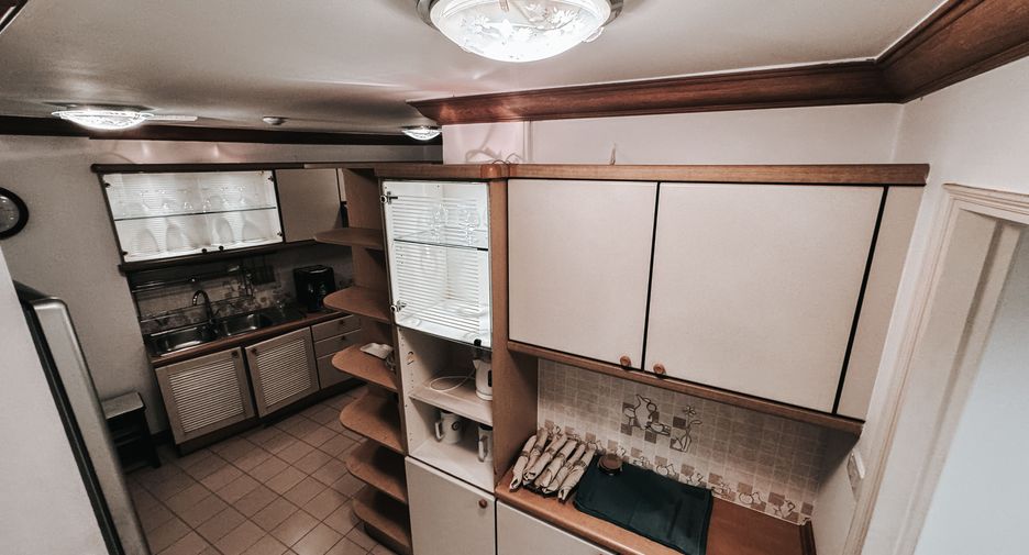 Продажа и аренда 4 спальни кондо в Пратумнак, Паттайя