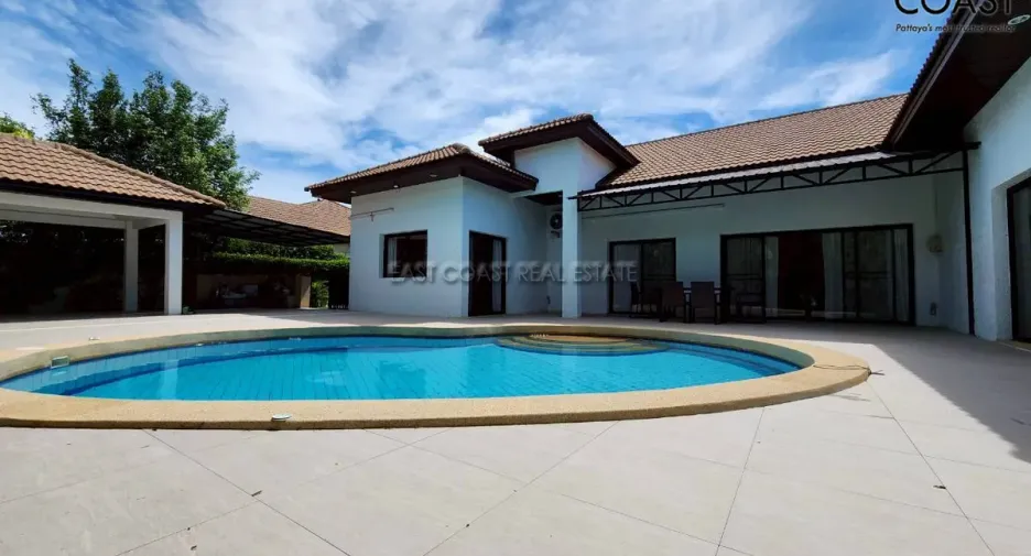 For rent and for sale 4 bedrooms house in Bang Lamung, Chonburi