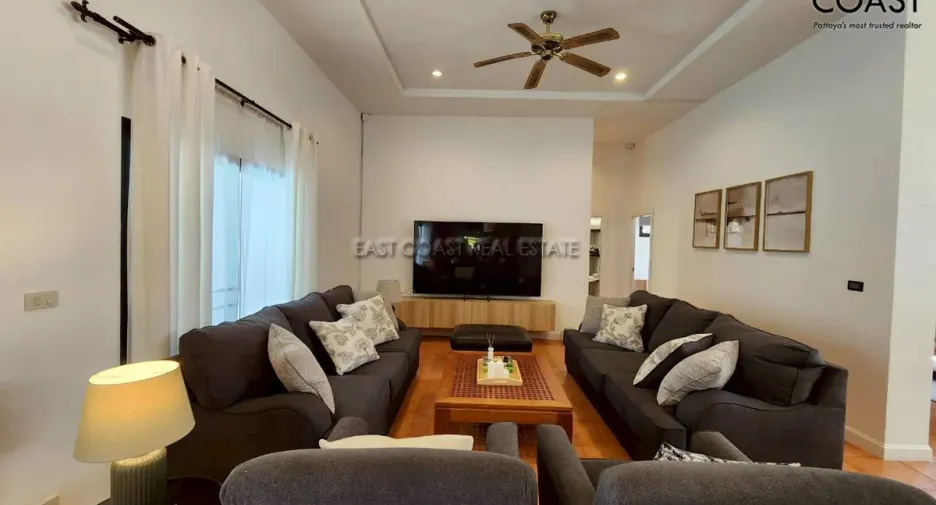For rent and for sale 4 bedrooms house in Bang Lamung, Chonburi