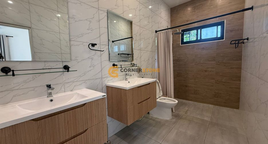 For rent 4 bedrooms house in East Pattaya, Pattaya