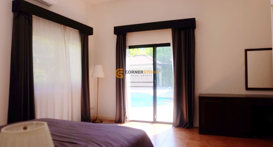 For rent 4 bedrooms house in East Pattaya, Pattaya