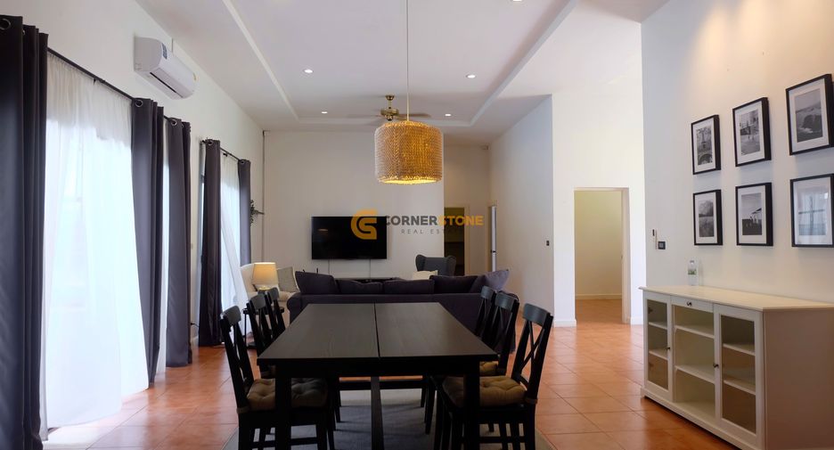 For rent 4 bedrooms house in East Pattaya, Pattaya