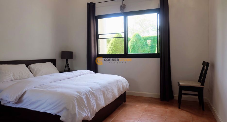 For rent 4 bedrooms house in East Pattaya, Pattaya