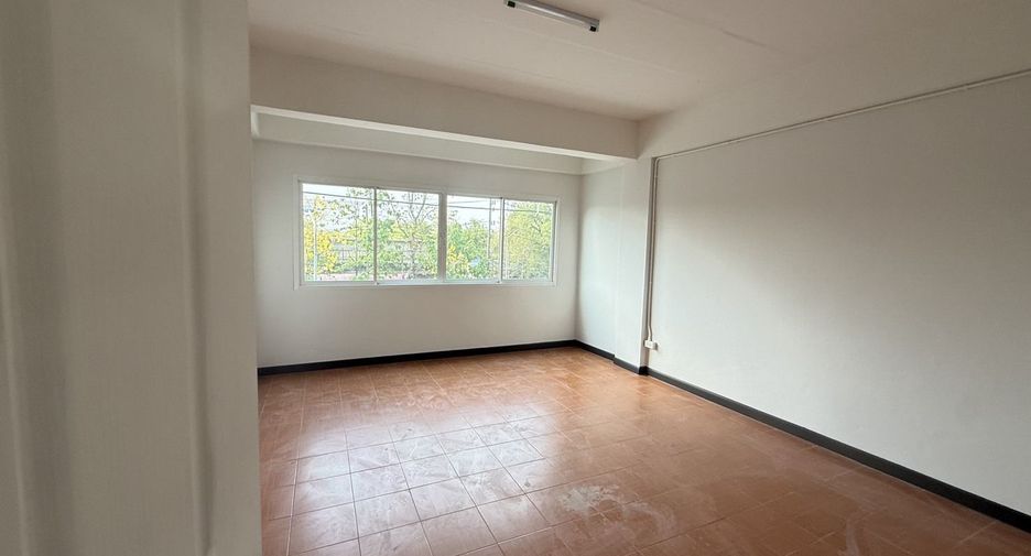For sale 6 bedrooms retail Space in Mueang Chiang Mai, Chiang Mai