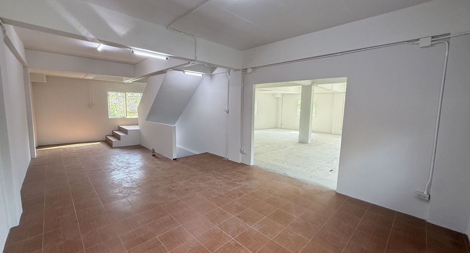 For sale 6 bedrooms retail Space in Mueang Chiang Mai, Chiang Mai
