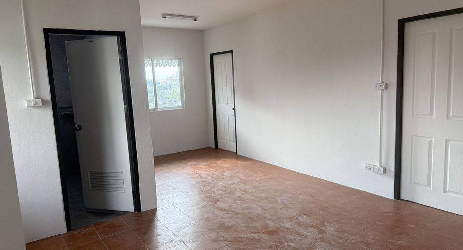 For sale 6 bedrooms retail Space in Mueang Chiang Mai, Chiang Mai