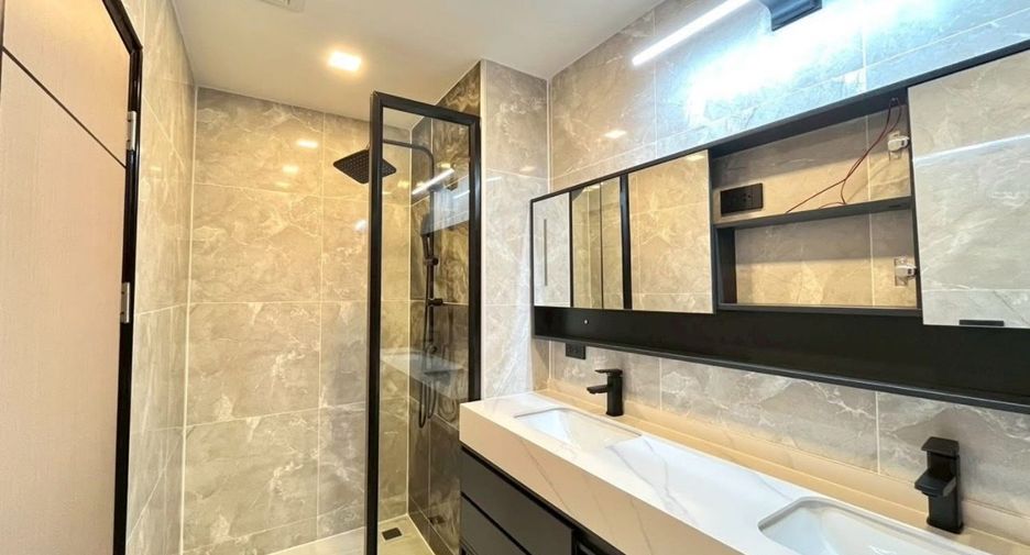 Condo en venta de 2 habitaciones en Jomtien, Pattaya