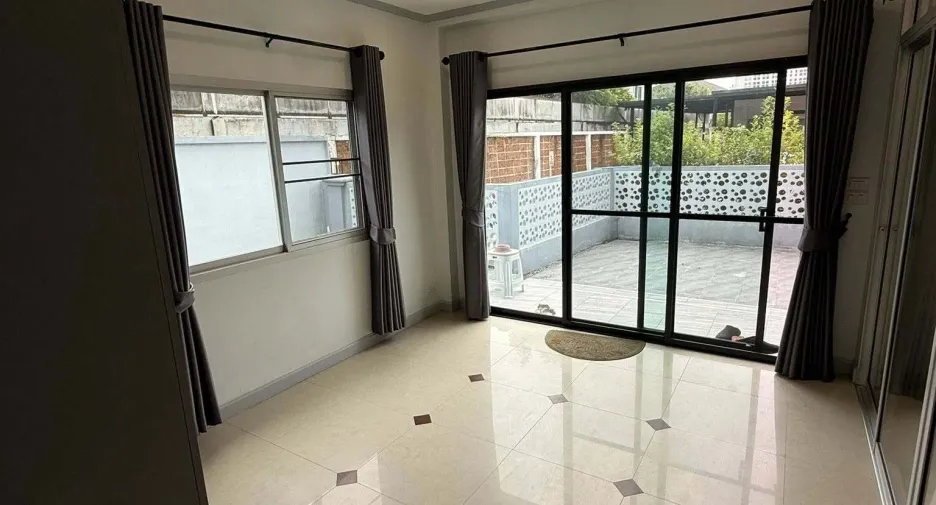For rent 2 bedrooms house in Bang Kruai, Nonthaburi