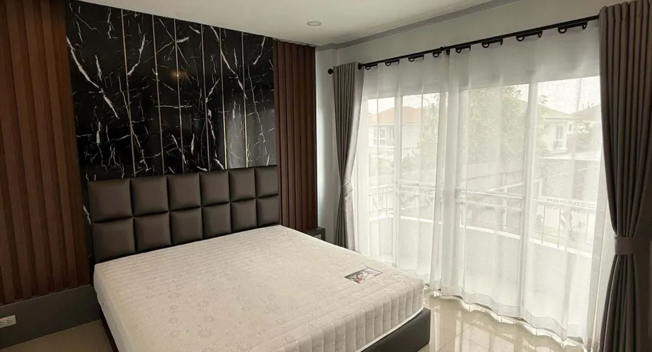 For rent 2 bedrooms house in Bang Kruai, Nonthaburi