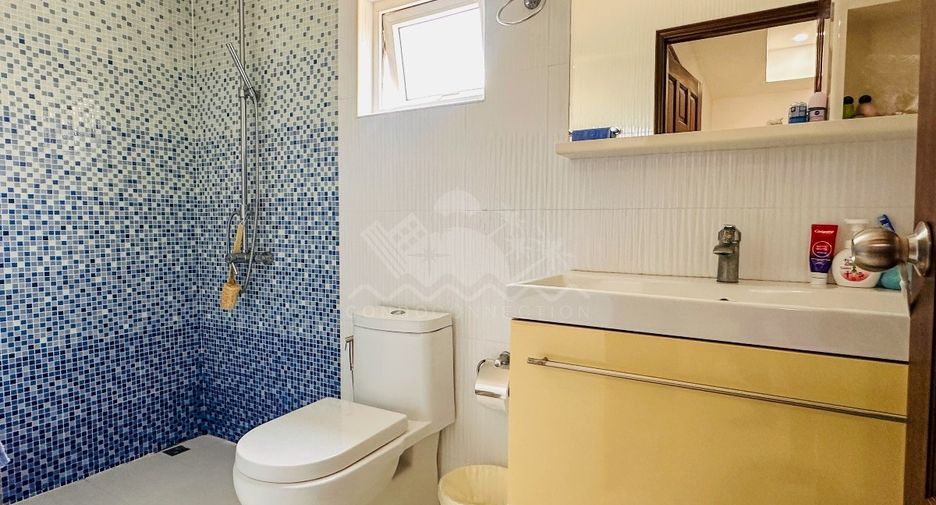 Casa en venta de 4 habitaciones en Bang Lamung, Chonburi