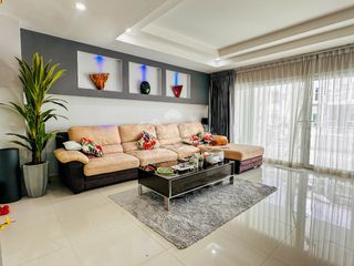 For sale 4 bedrooms house in Bang Lamung, Chonburi