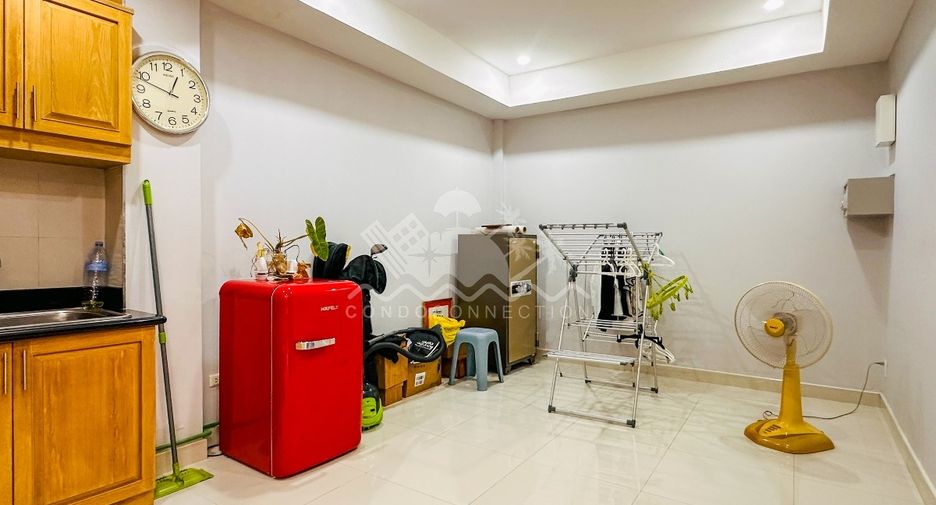 Casa en venta de 4 habitaciones en Bang Lamung, Chonburi