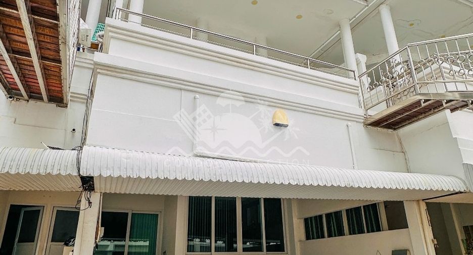 Casa en venta de 4 habitaciones en Bang Lamung, Chonburi