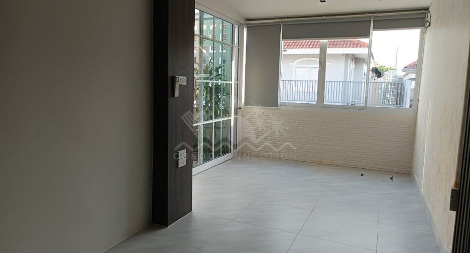 For rent 3 bedrooms house in East Pattaya, Pattaya