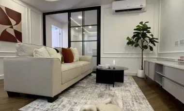 Wohnung zum Kauf mit 2 Zimmer in Wang Thonglang, Bangkok