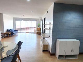 For sale 2 ベッドルーム condo in Khlong San, Bangkok