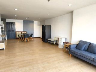 For sale 2 ベッドルーム condo in Khlong San, Bangkok