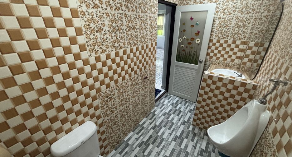 For rent 3 bedrooms house in East Pattaya, Pattaya