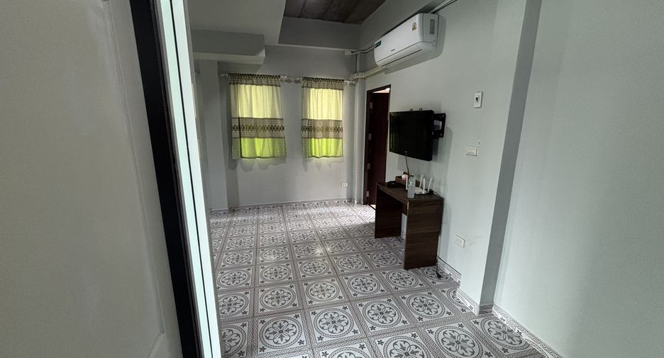 For rent 3 bedrooms house in East Pattaya, Pattaya