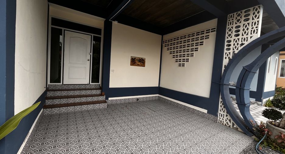 For rent 3 bedrooms house in East Pattaya, Pattaya