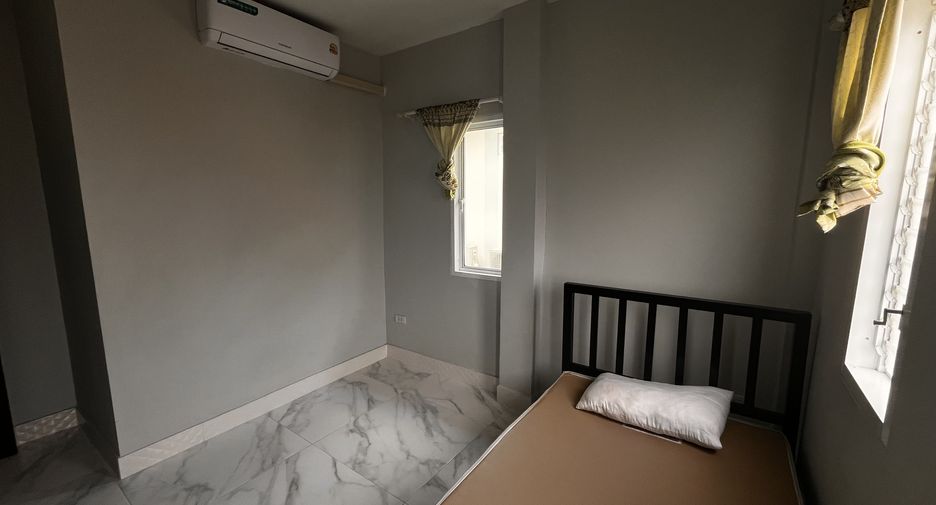 For rent 3 bedrooms house in East Pattaya, Pattaya
