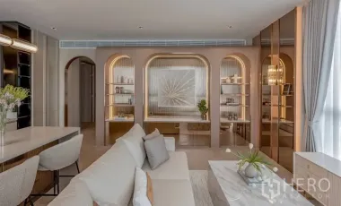 For rent 2 bedrooms condo in Sathon, Bangkok