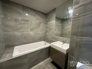 Condo en alquiler de 1 habitaciones en Khlong Toei, Bangkok