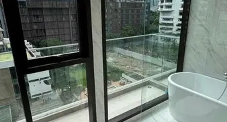 For rent 2 bedrooms condo in Watthana, Bangkok