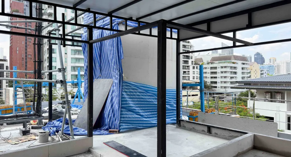 For rent retail Space in Watthana, Bangkok