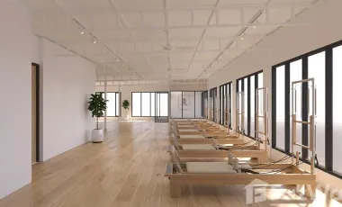 For rent retail Space in Watthana, Bangkok