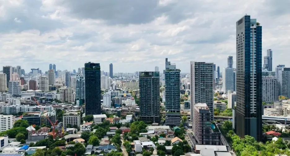 For rent 1 bed condo in Khlong Toei, Bangkok