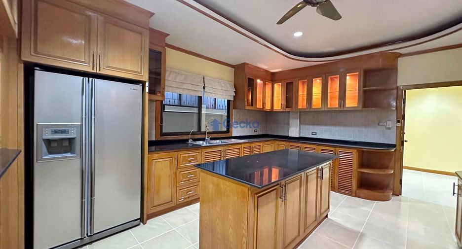 For rent and for sale 4 bedrooms house in East Pattaya, Pattaya