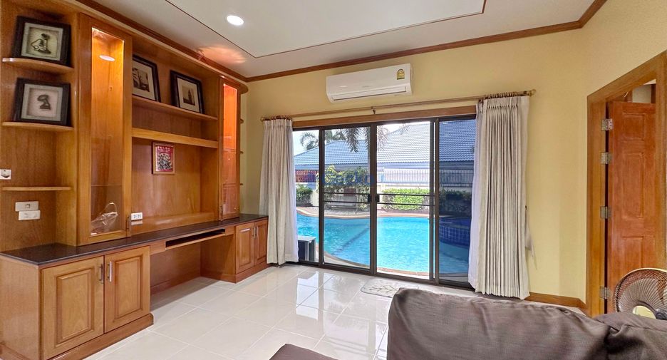 For rent and for sale 4 bedrooms house in East Pattaya, Pattaya