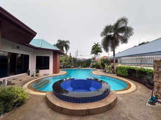 ให้เช่า และ ขาย 4 ห้องนอน บ้านเดี่ยว ใน บางละมุง, ชลบุรี