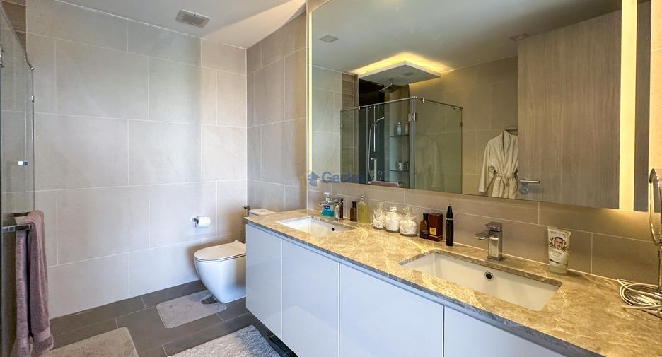For sale 2 bedrooms condo in Jomtien, Pattaya