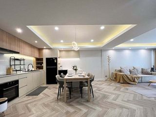 For rent 5 bedrooms townhouse in Watthana, Bangkok